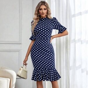 NWOT Flounce Sleeve Mermaid Hem Dress